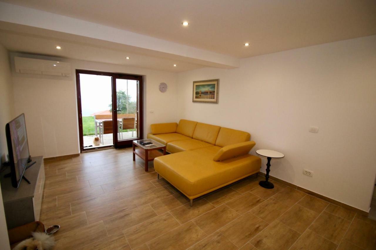 Apartment Pearl Of Kvarner ลอฟราน ภายนอก รูปภาพ